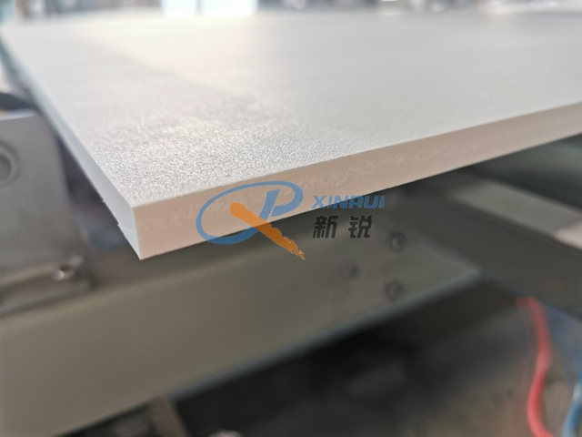 Máquina de fabricación de muebles de espuma de PVC