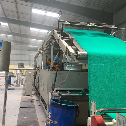 Máquina de la puerta de la puerta de la bobina de respaldo de la espuma de PVC