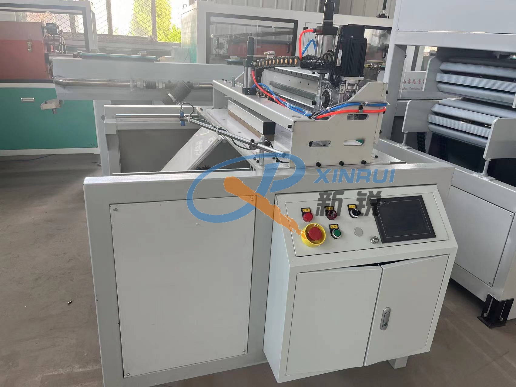 Máquina de panel de techo de PVC (7)